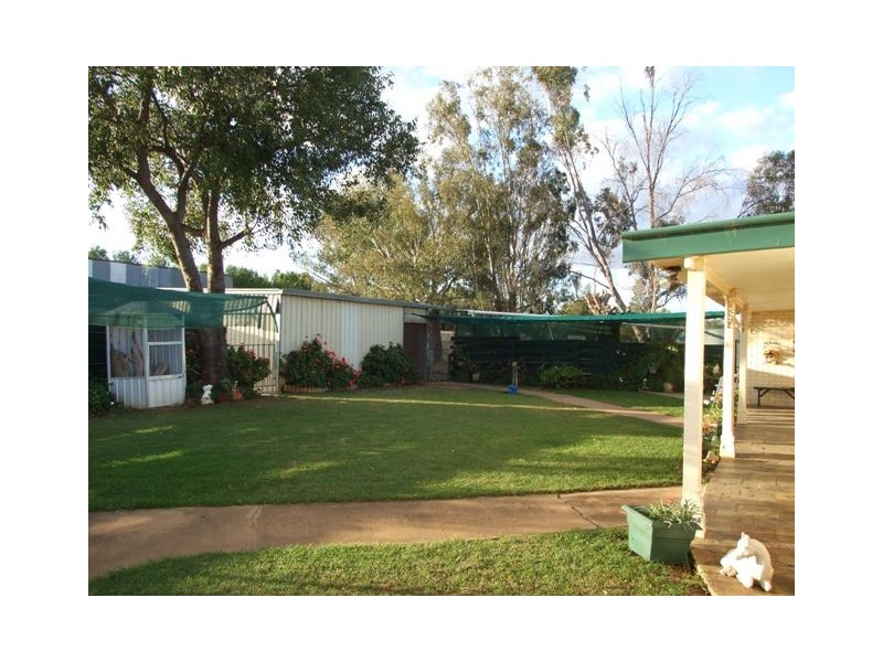 1 Newell Highway, Parkes NSW 2870