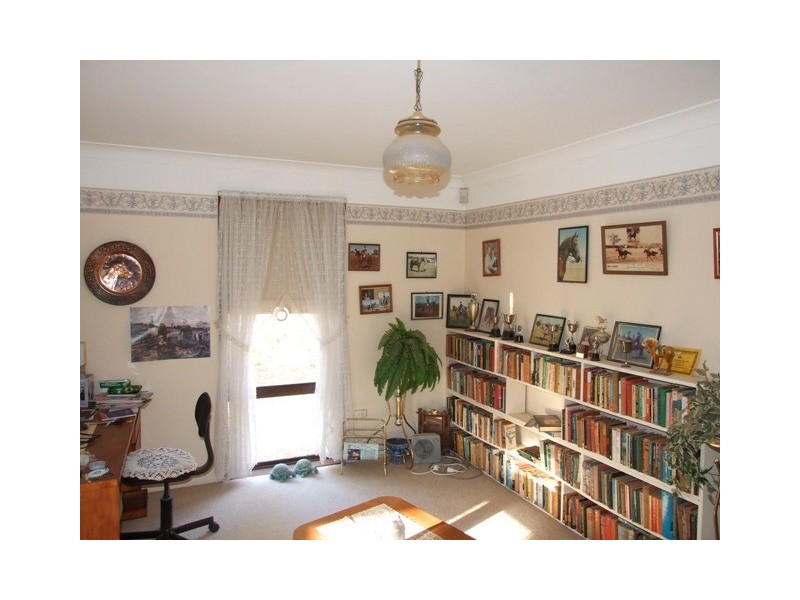 1 Newell Highway, Parkes NSW 2870