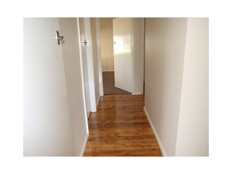 9 Captain Wilson Ave, Parkes NSW 2870