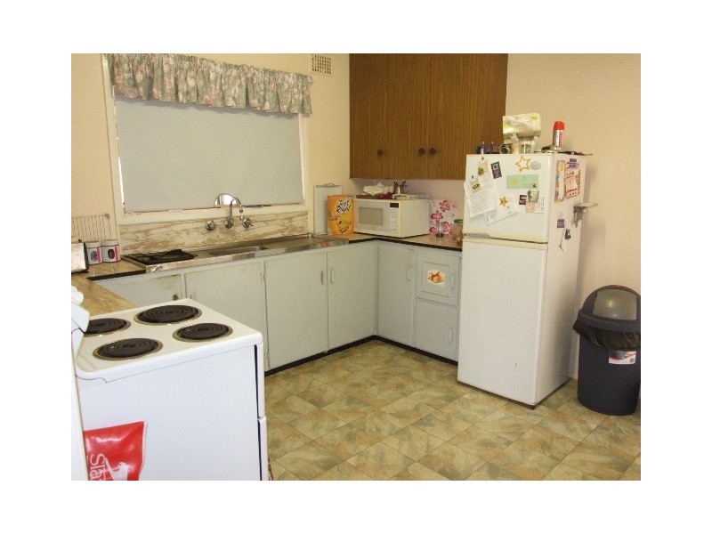 54 Woodward Street, Parkes NSW 2870