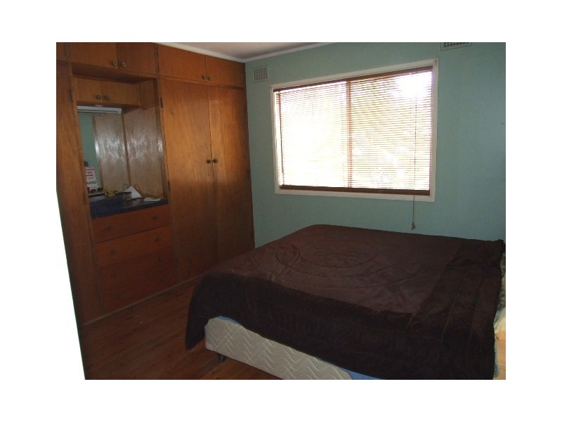 54 Woodward Street, Parkes NSW 2870