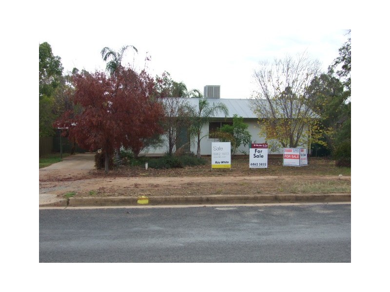 54 Woodward Street, Parkes NSW 2870