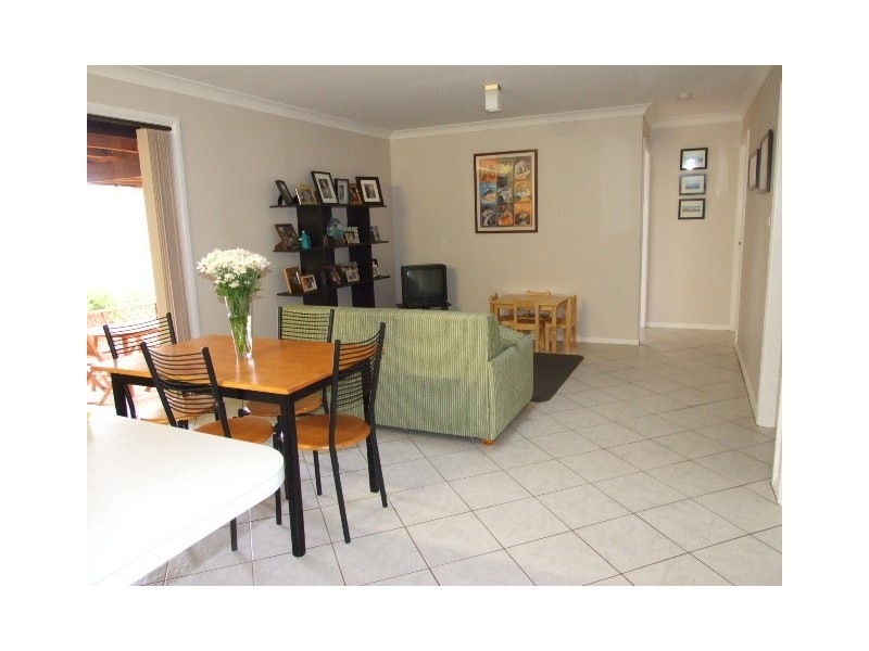 11A Barton Street, Parkes NSW 2870