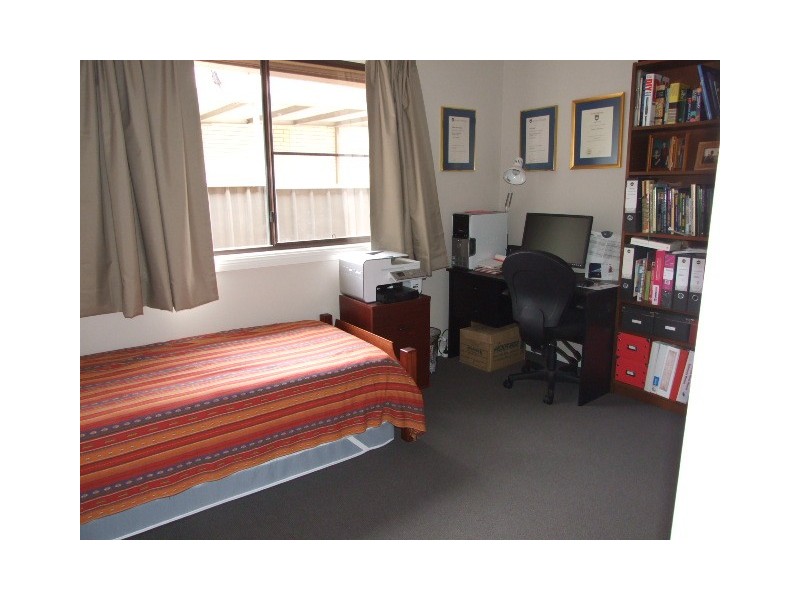 11A Barton Street, Parkes NSW 2870