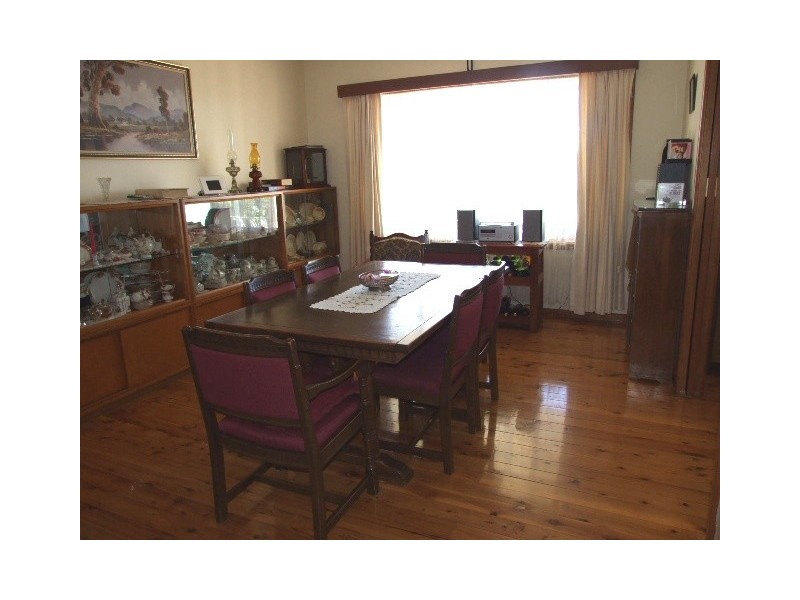 4 Lorger Street, Parkes NSW 2870