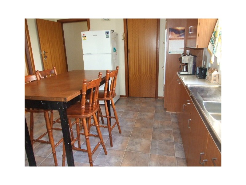 4 Lorger Street, Parkes NSW 2870