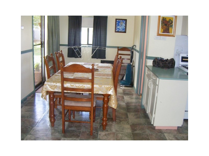 18 Kookaburra Street, Parkes NSW 2870