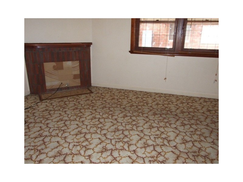 50 Bushman Street, Parkes NSW 2870