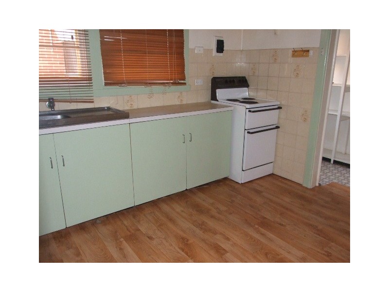 50 Bushman Street, Parkes NSW 2870