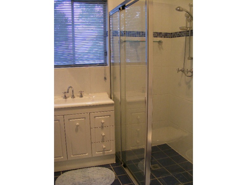 37 East Street, Parkes NSW 2870