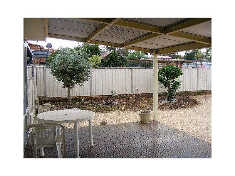 37 East Street, Parkes NSW 2870