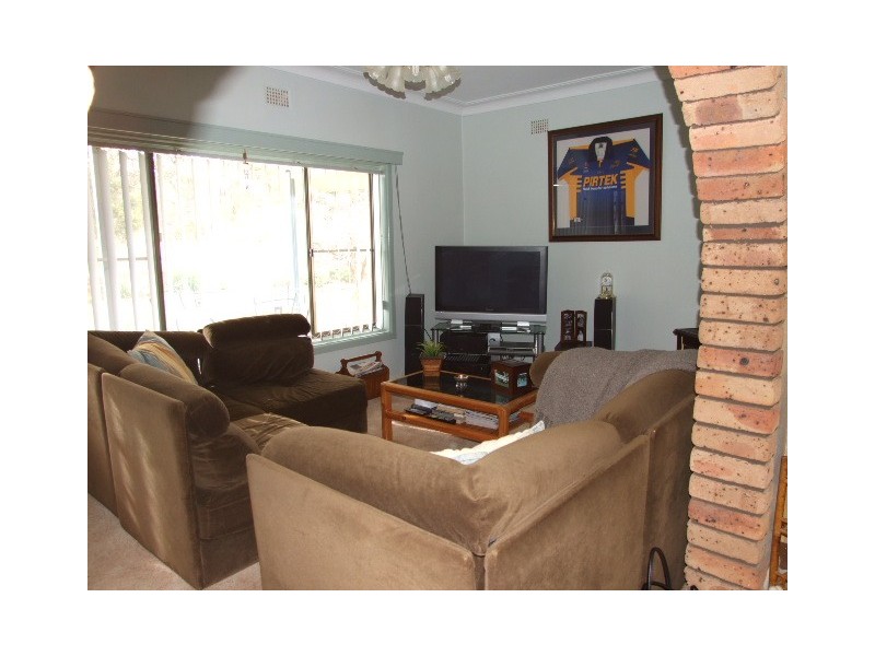 129 Victoria Street, Parkes NSW 2870