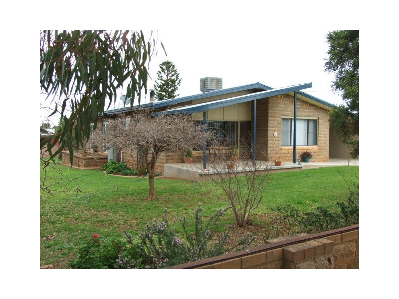 129 Victoria Street, Parkes NSW 2870
