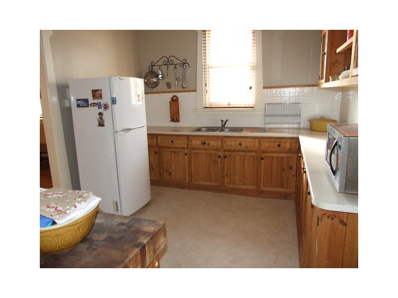 57 Bushman Street, Parkes NSW 2870