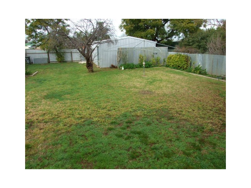 57 Bushman Street, Parkes NSW 2870