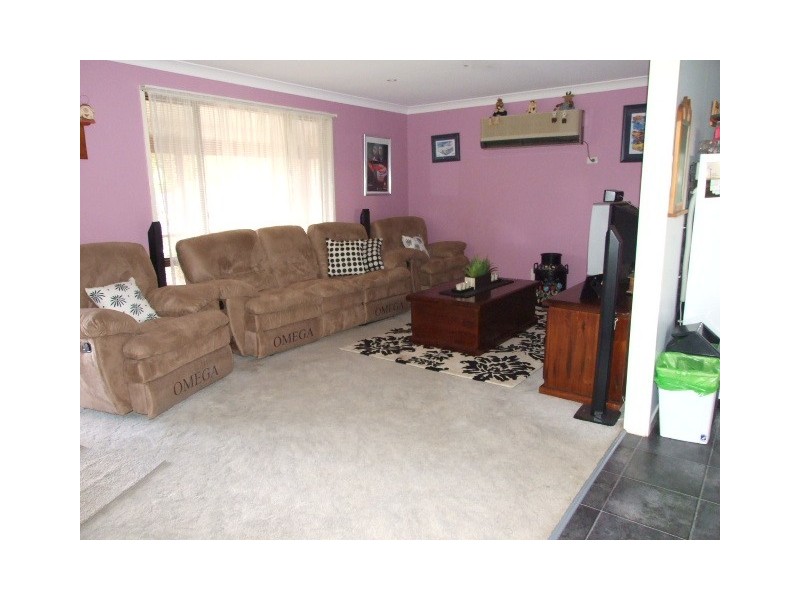 6 Park Street, Parkes NSW 2870