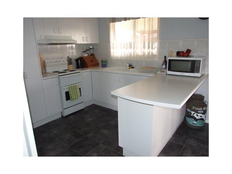 6 Park Street, Parkes NSW 2870