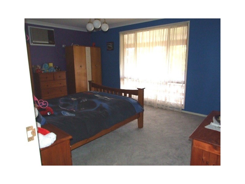 6 Park Street, Parkes NSW 2870