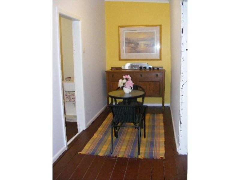 121 Caswell Street, Peak Hill NSW 2869