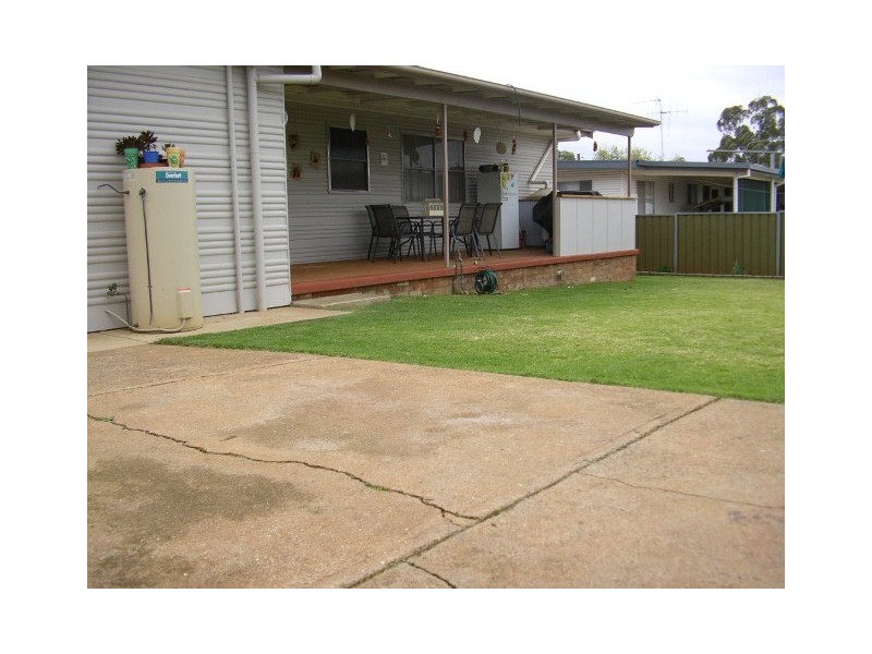 22 Thornbury Street, Parkes NSW 2870
