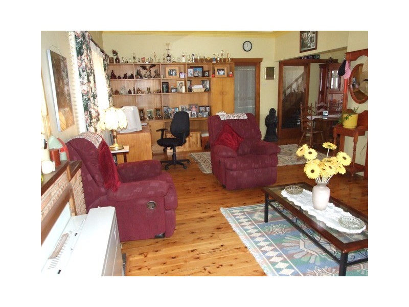 5 Bogan Street, Parkes NSW 2870