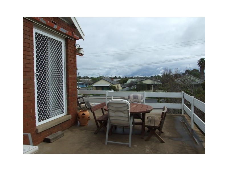 5 Bogan Street, Parkes NSW 2870
