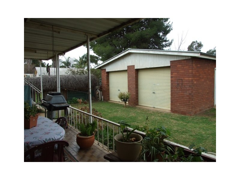 5 Bogan Street, Parkes NSW 2870