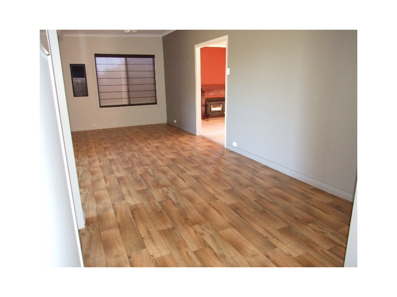 3 Dunns Lane, Parkes NSW 2870
