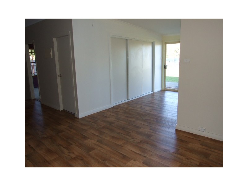 3 Dunns Lane, Parkes NSW 2870