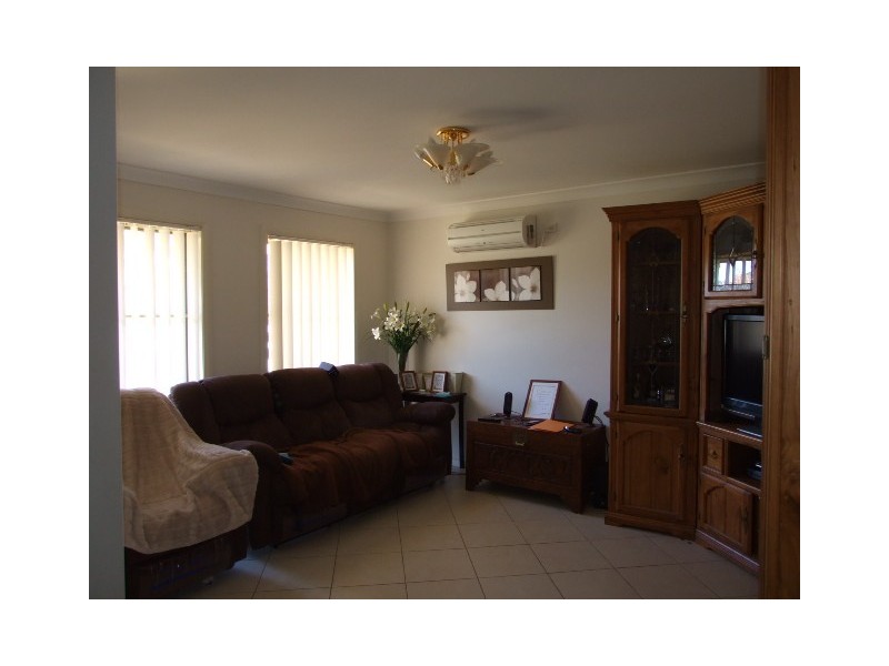 3 Ebelina Crescent, Parkes NSW 2870