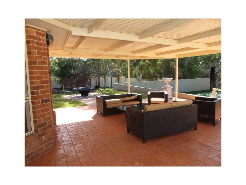 235 Nash Street, Parkes NSW 2870