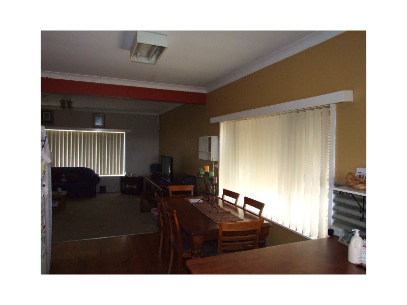 35 Rose Street, Parkes NSW 2870