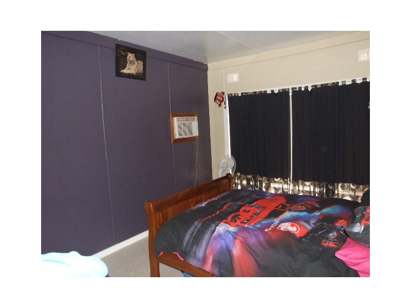 35 Rose Street, Parkes NSW 2870