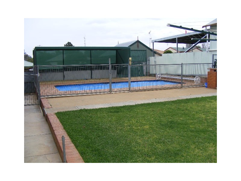 28 Wentworth Street, Parkes NSW 2870