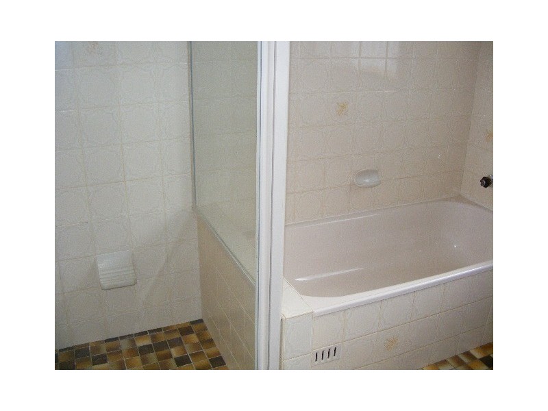 28 Wentworth Street, Parkes NSW 2870