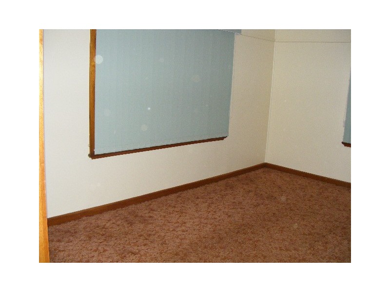 28 Wentworth Street, Parkes NSW 2870