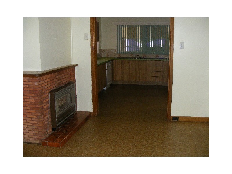 28 Wentworth Street, Parkes NSW 2870