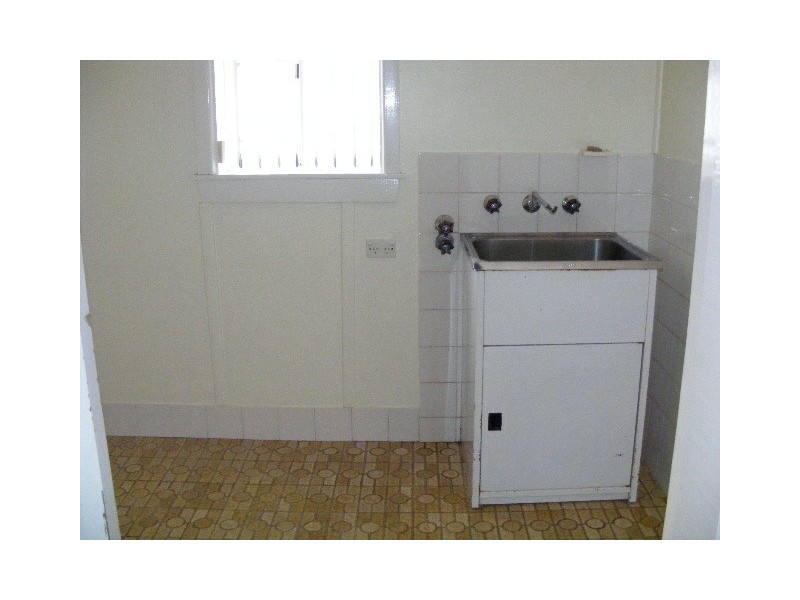 28 Wentworth Street, Parkes NSW 2870