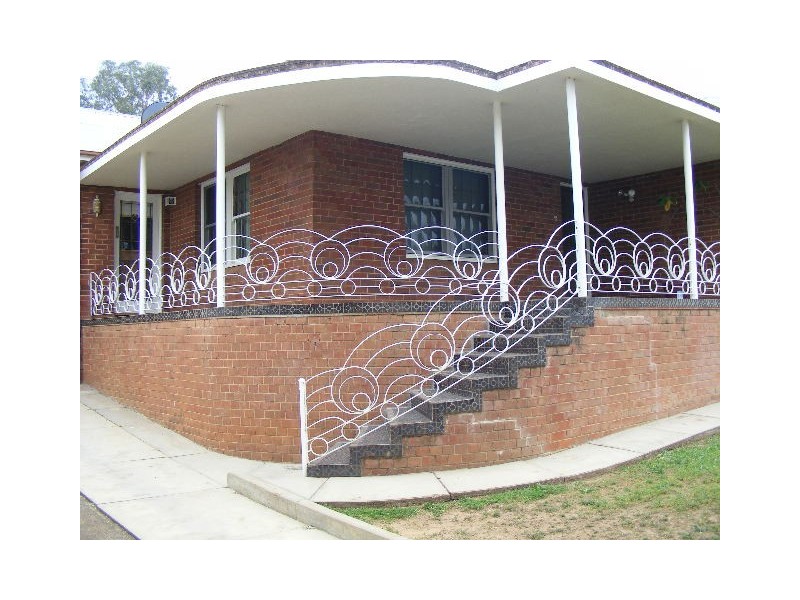 28 Wentworth Street, Parkes NSW 2870