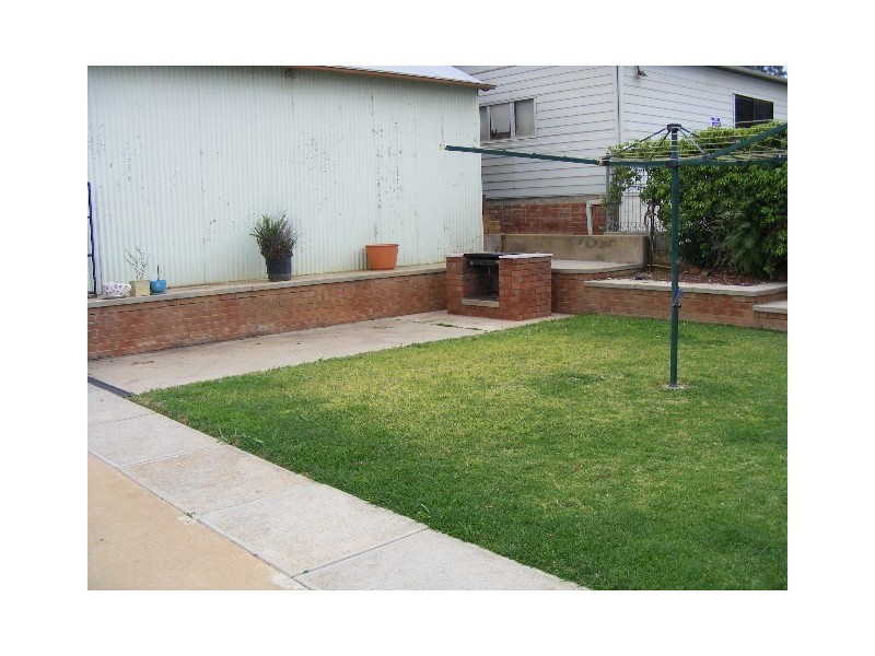 28 Wentworth Street, Parkes NSW 2870