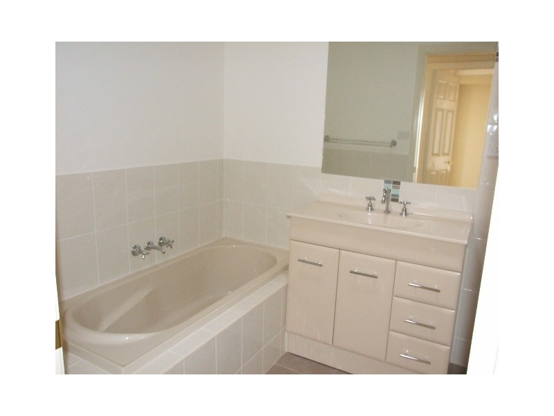 51A High Street, Parkes NSW 2870