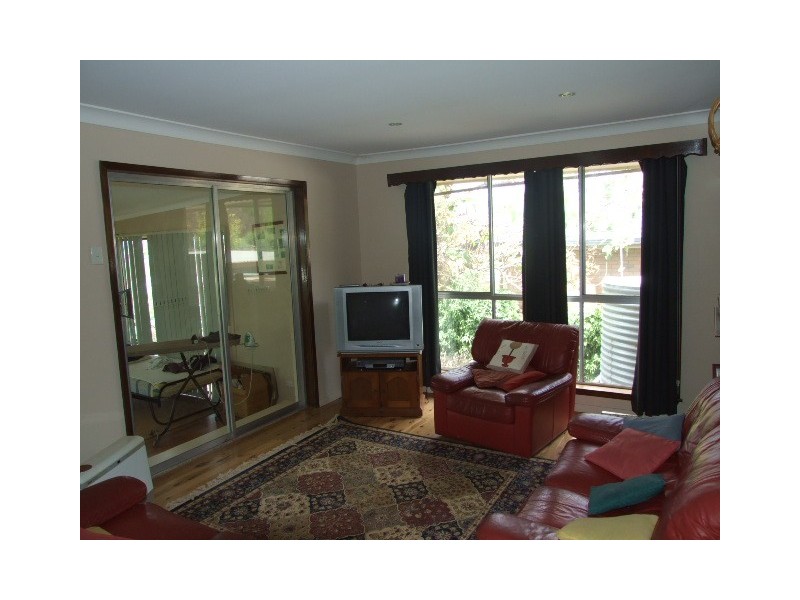 35 Mengarvie Road, Parkes NSW 2870