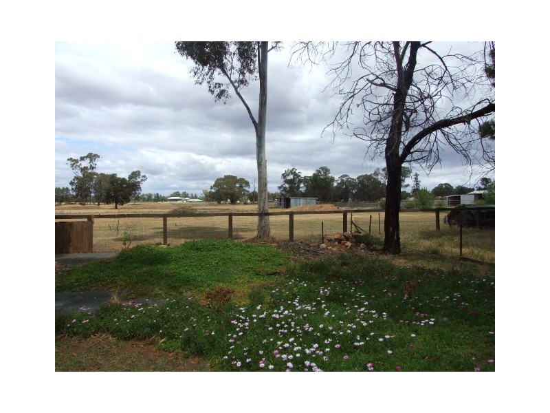35-37 Kelly Road, Parkes NSW 2870
