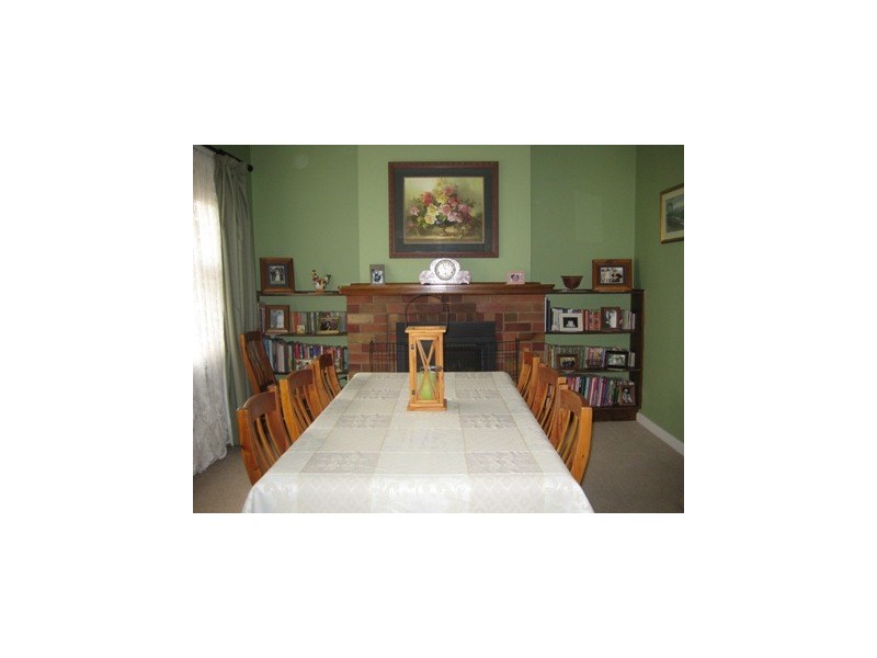 52 Church Street, Parkes NSW 2870