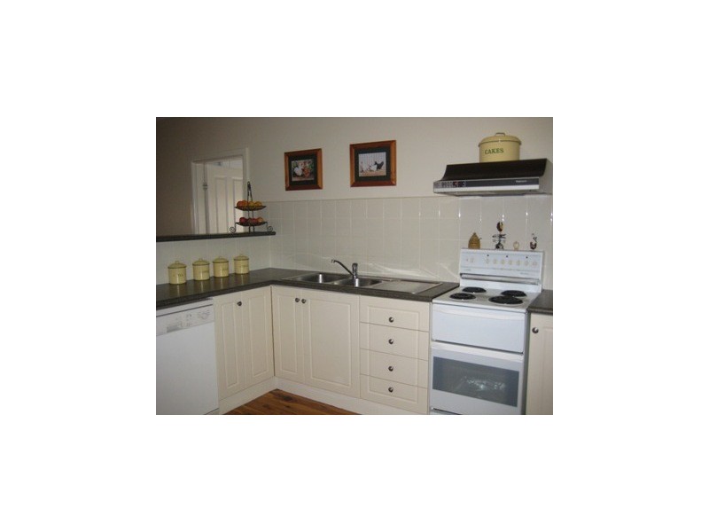 52 Church Street, Parkes NSW 2870