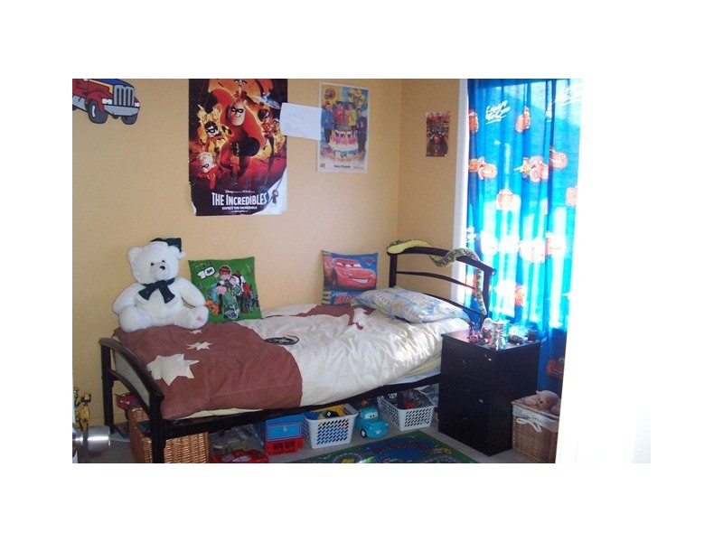 13 George Field Drive, Parkes NSW 2870