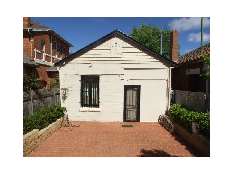 41 Currajong Street, Parkes NSW 2870