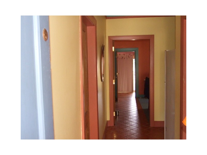 5 East Street, Parkes NSW 2870