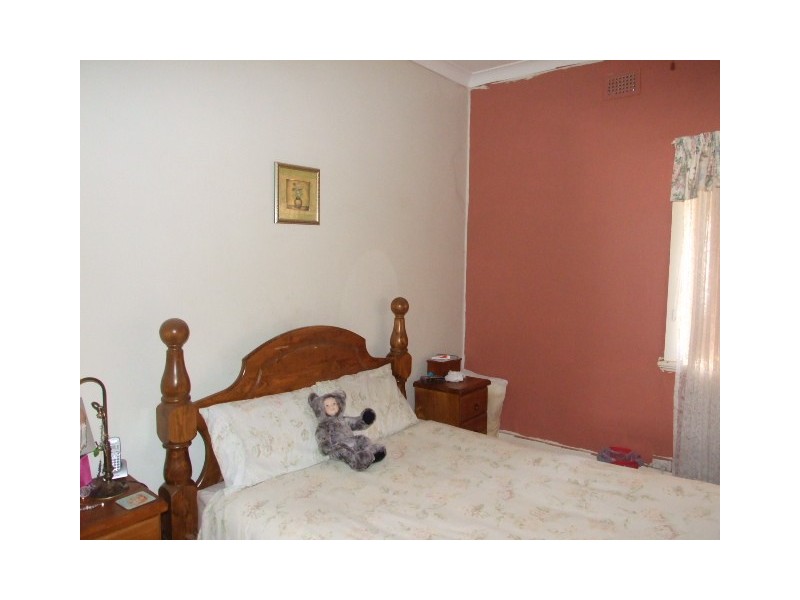 5 East Street, Parkes NSW 2870