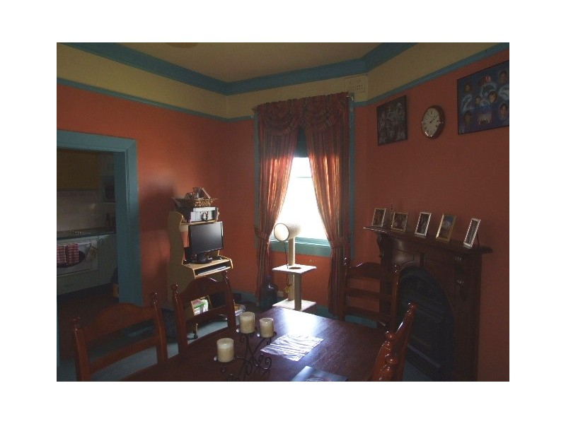 5 East Street, Parkes NSW 2870